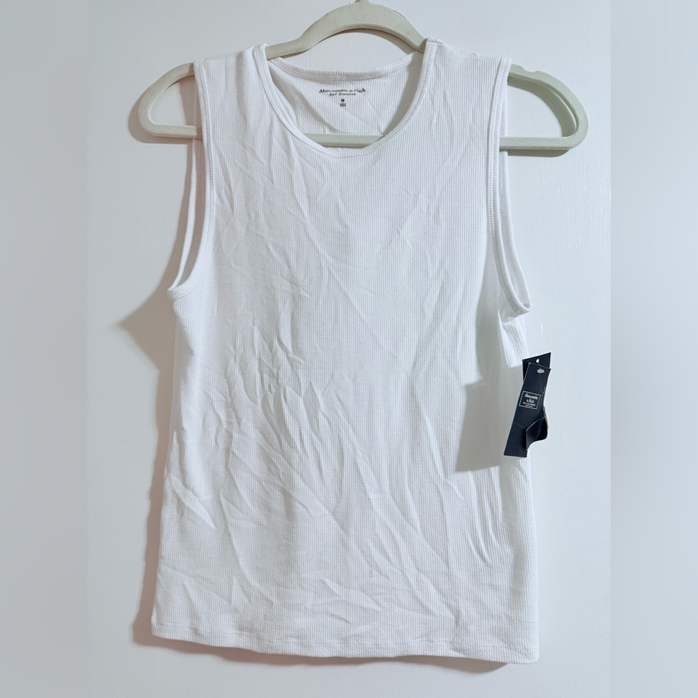 NWT Abercrombie & Fitch White Ribbed Tank Top